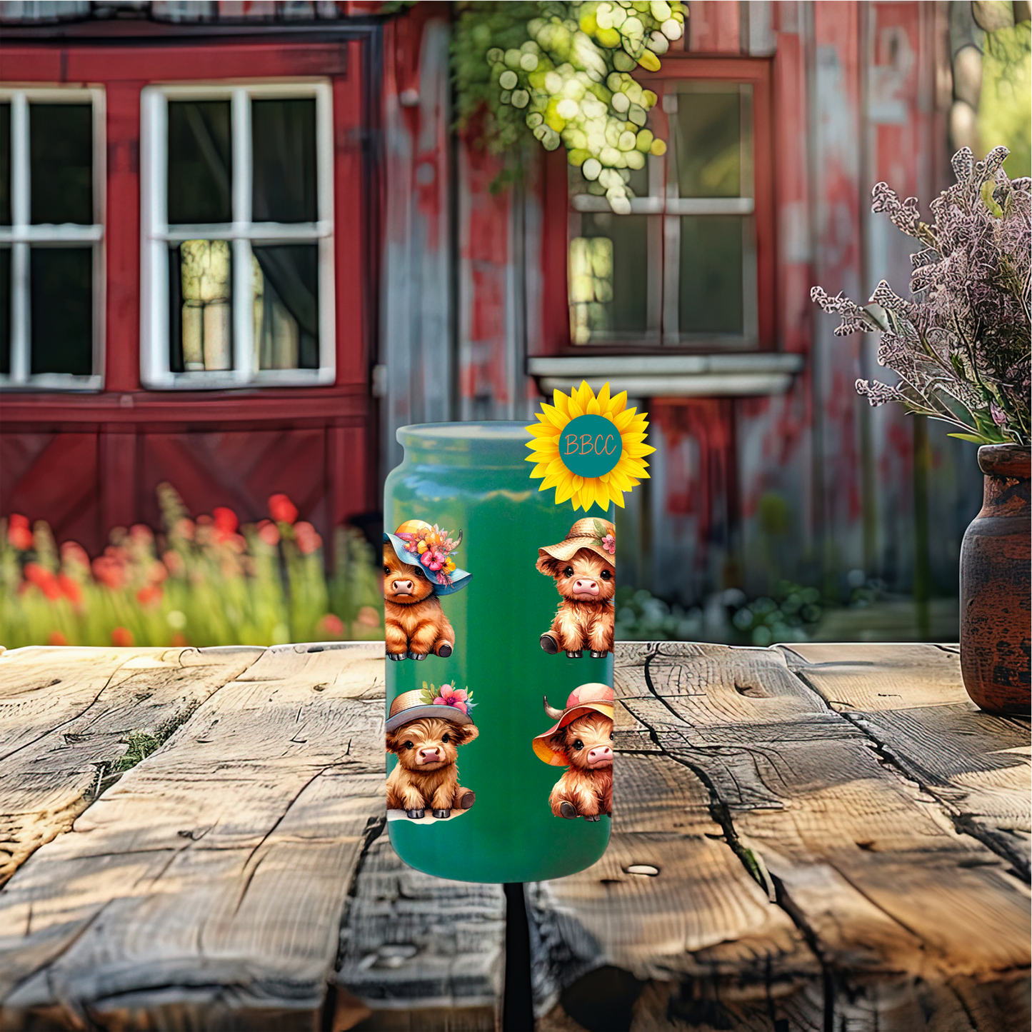 16oz Glass Tumbler – Highland Cow Summer Hats